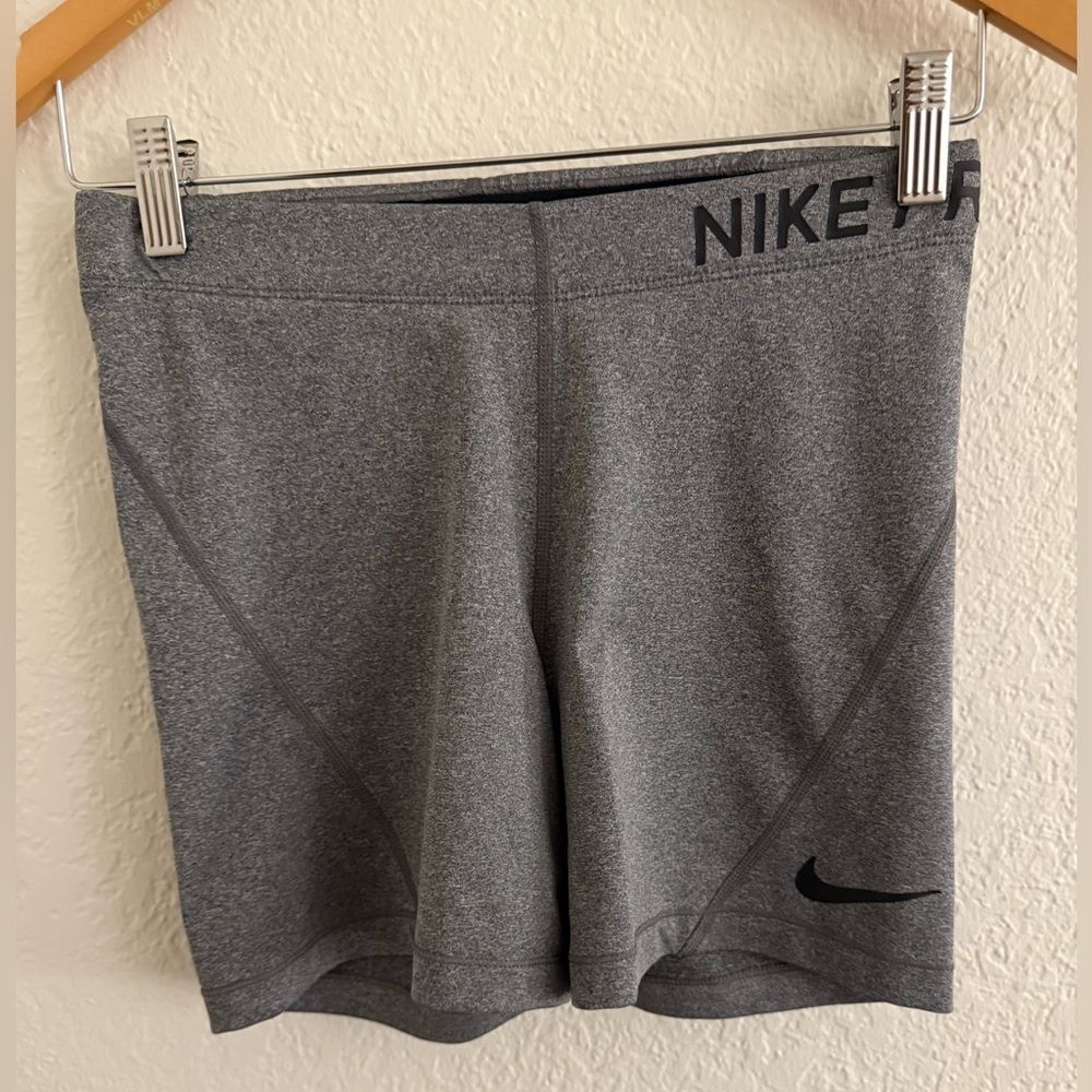 Nike Pro Women's Charcoal Bike Shorts